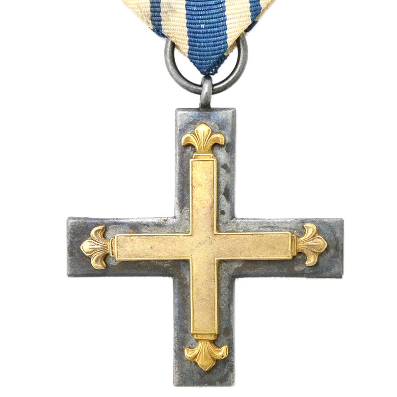 Baltic Cross, suspended version