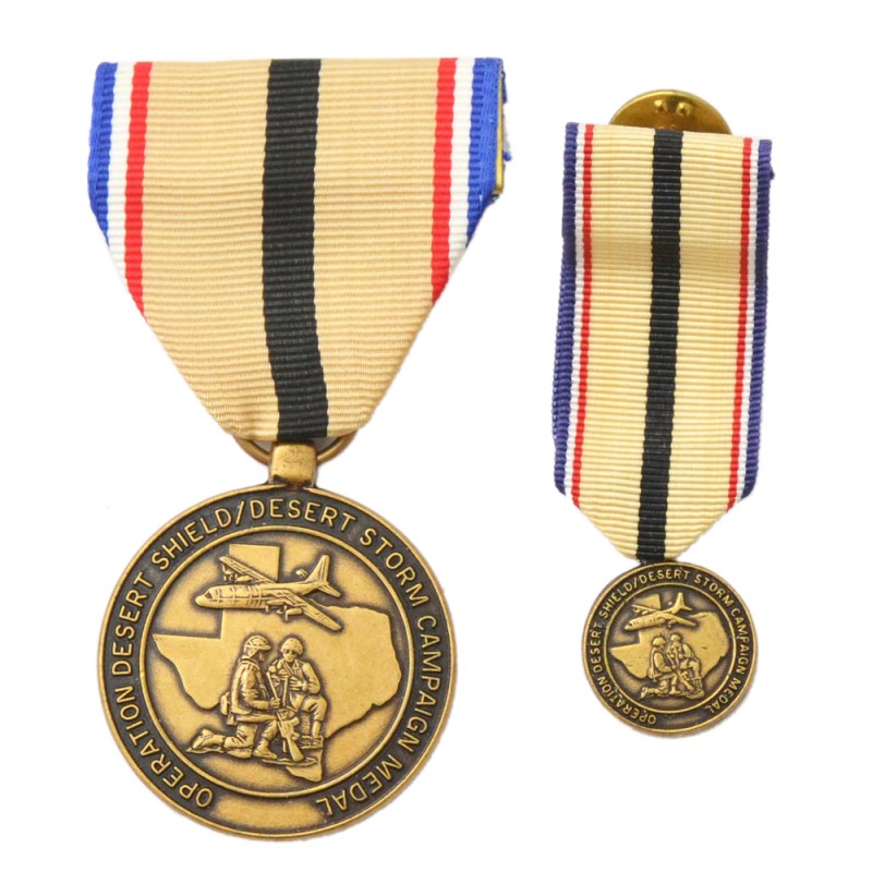 Desert Shield and Desert Storm Campaign Medal of the Texas National Guard, with miniature