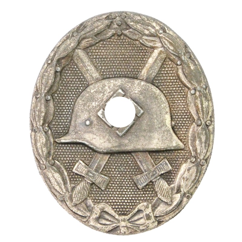 Badge "For injury" of the 1939 model, degree "in silver", L/12