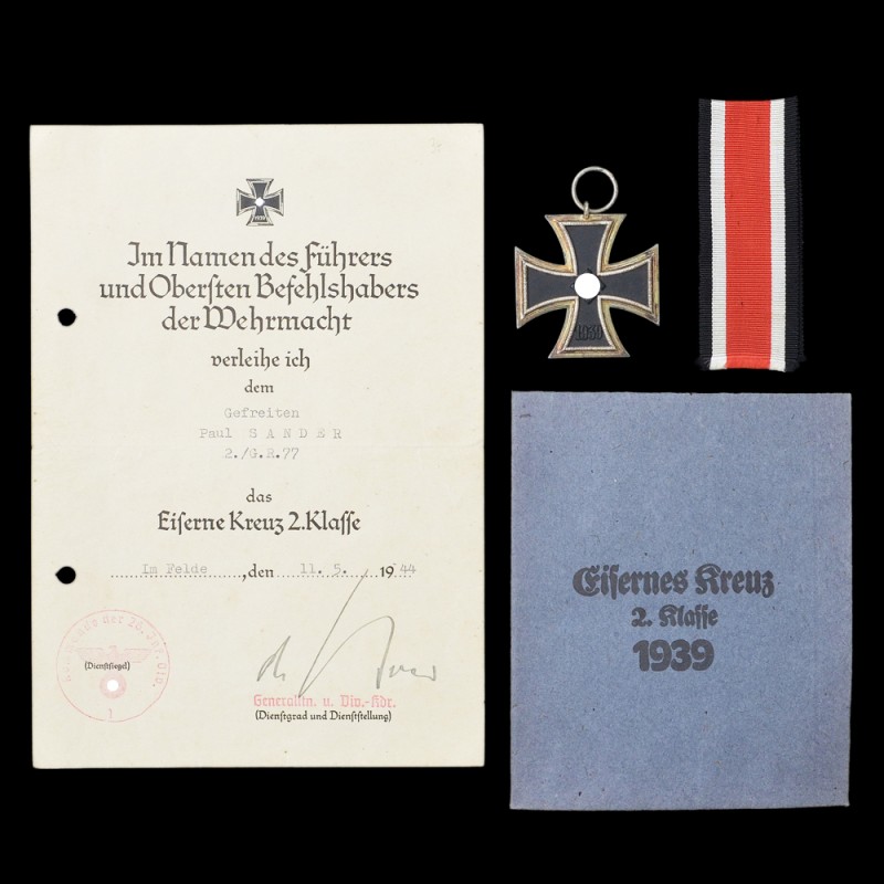 Iron Cross of the 2nd class of the 1939 model, issued to Corporal P. Zander, set