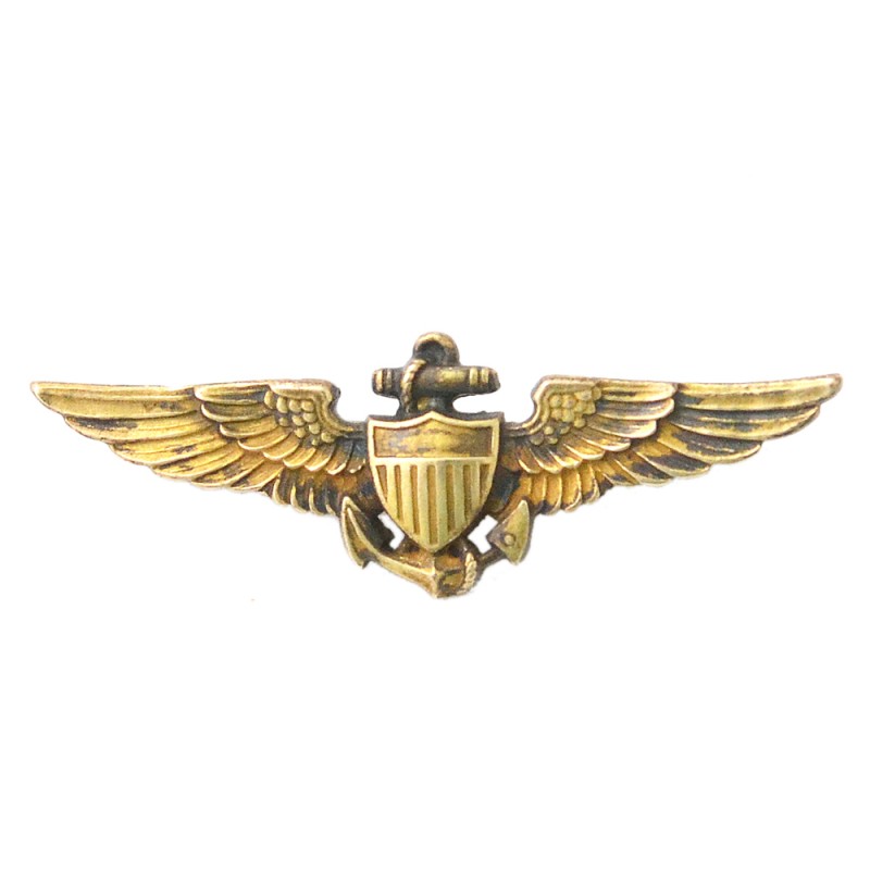Qualification badge of a US naval aviation pilot of the 1917 model, silver