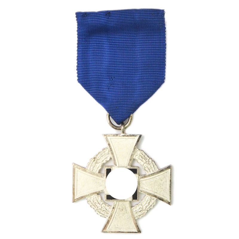 Cross for 25 years of civil service