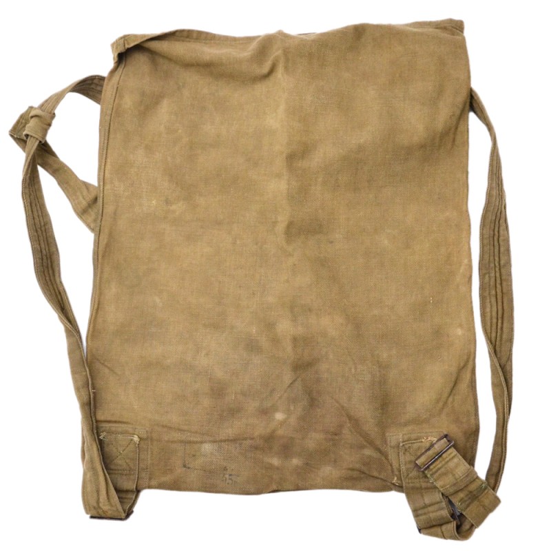A duffel bag of the sample of 1932, the so-called "Sidor", 1945.