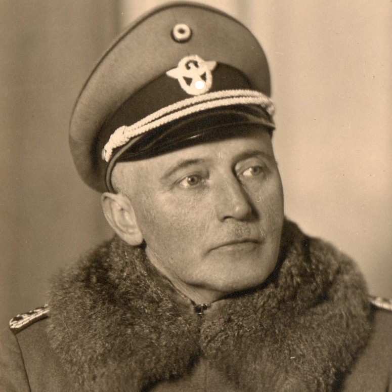 Portrait photo of a German police sergeant in a winter coat