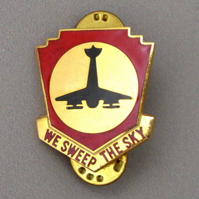 Badge of the 517th Air Defense Regiment of the US Army