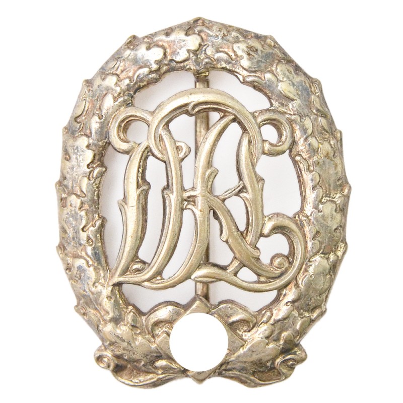 The DRL sports badge in bronze of the 1937 model