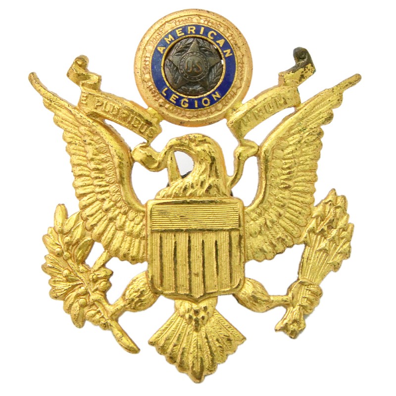 Cockade on the cap of an officer of the American Legion