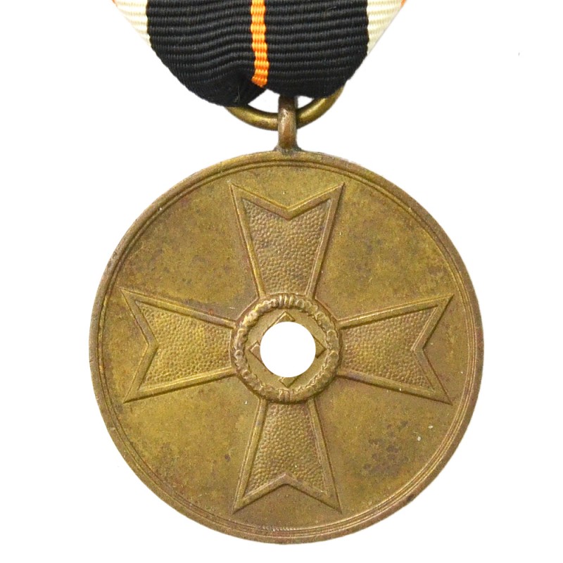 Medal of the Cross of Military Merit (KVK) of the 2nd class of the 1939 model