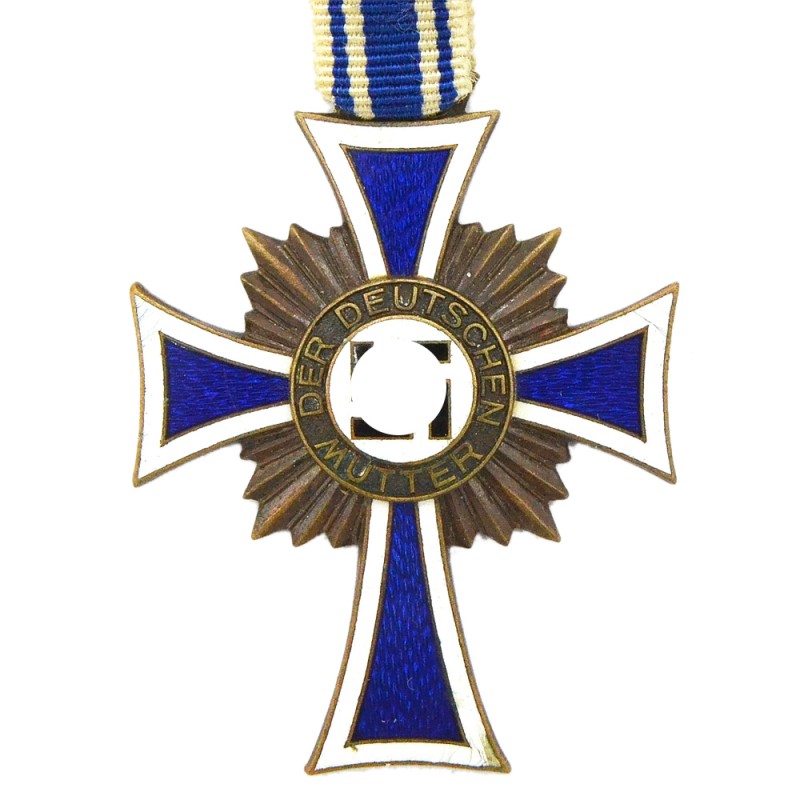 Cross of the German mother of the 1938 model, degree "in bronze"