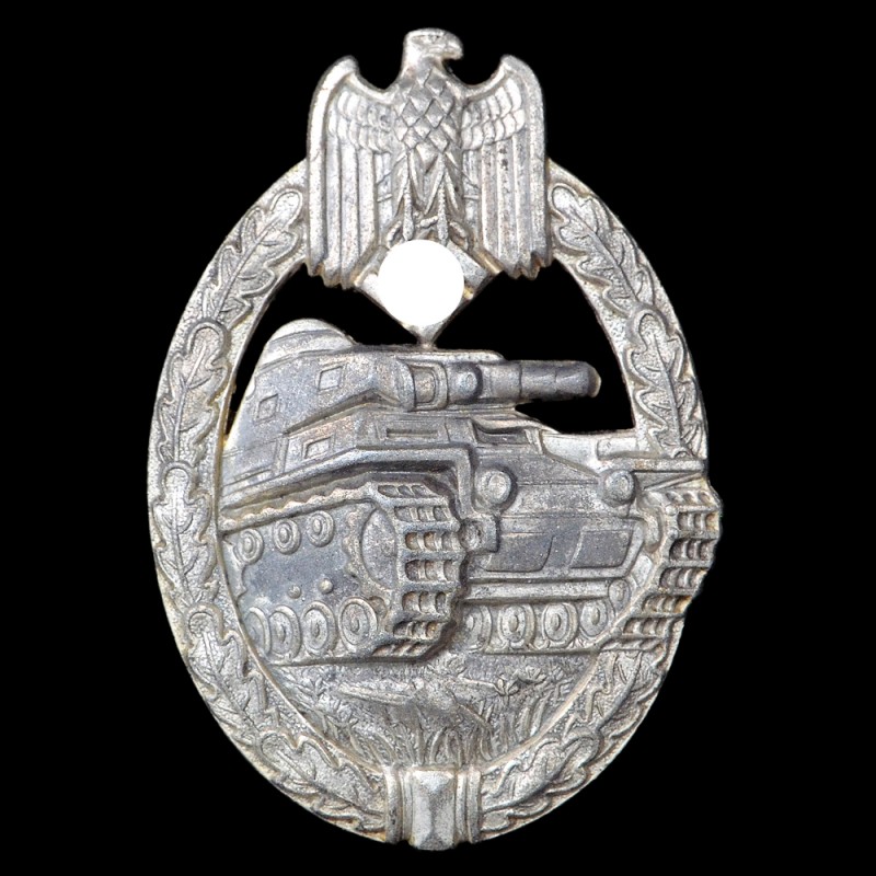 Badge for a tank attack of the 1939 model, variant in silver, Assmann