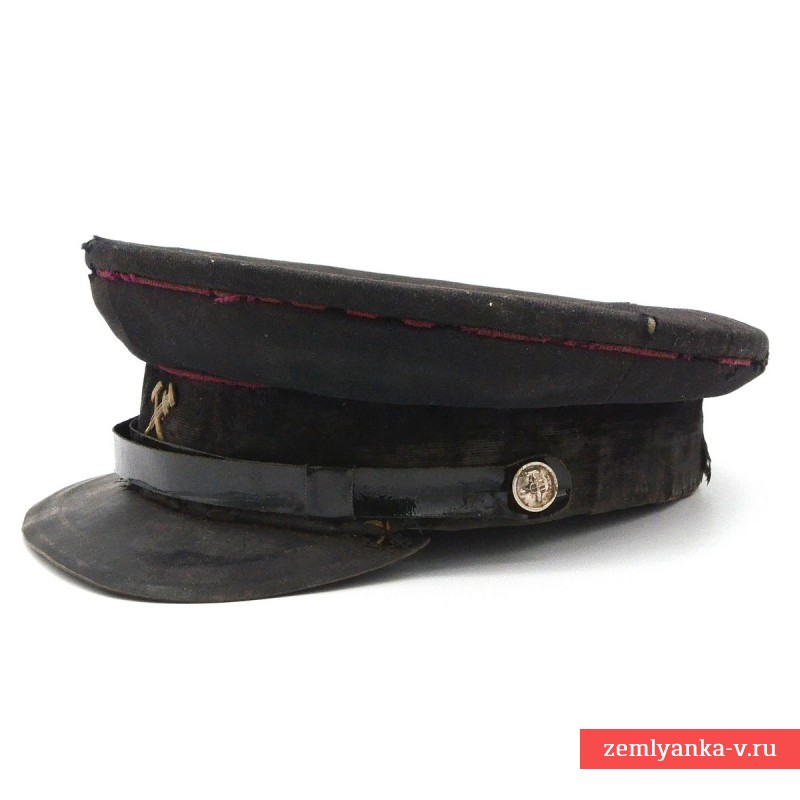 Service cap of an employee of the administrative service of the NKPS mod . 1932