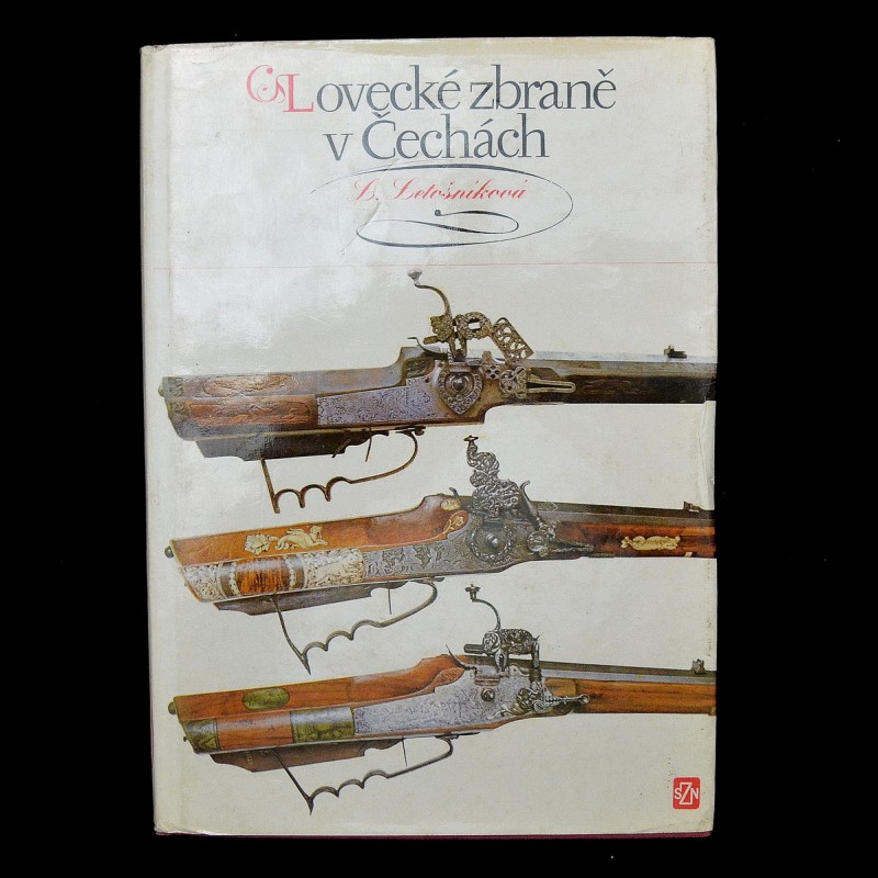 The book "Hunting weapons in guilds", 1980