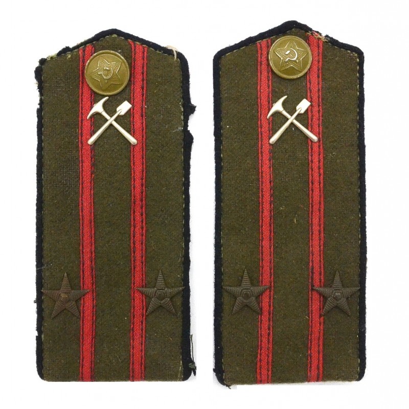 Shoulder straps of the lieutenant colonel of the Red Army sapper units of the 1943 model