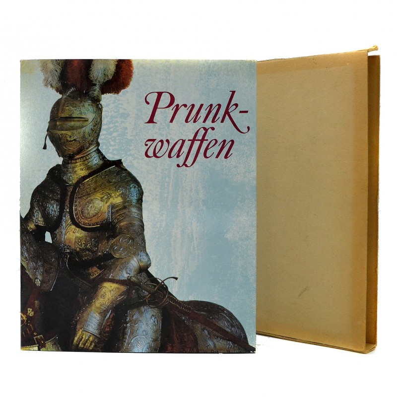 The book "Prunk-Waffen"