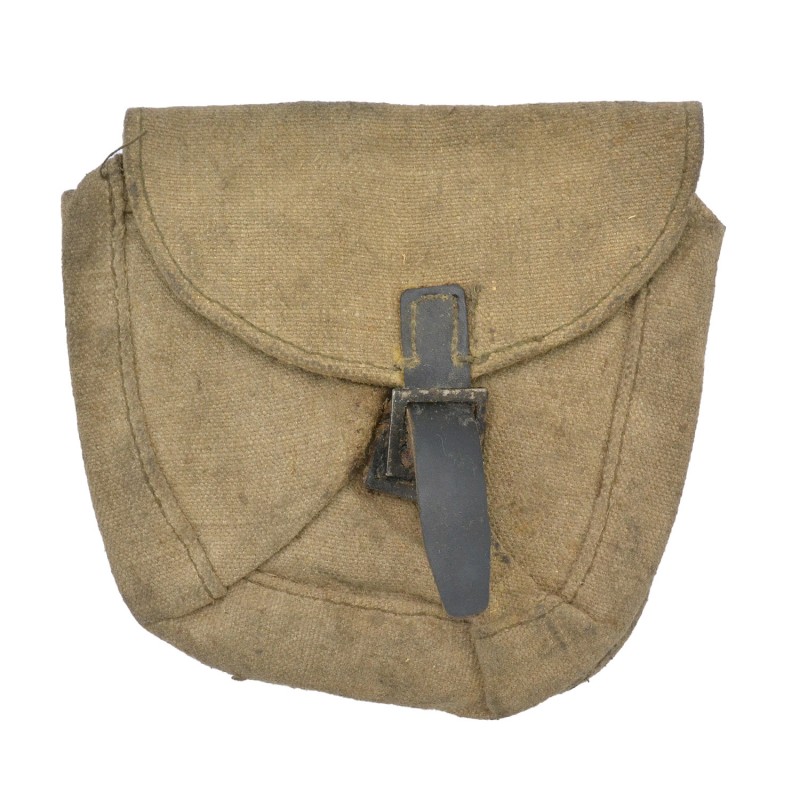 A pouch for a disc for a PPSH-41 submachine gun, military issue