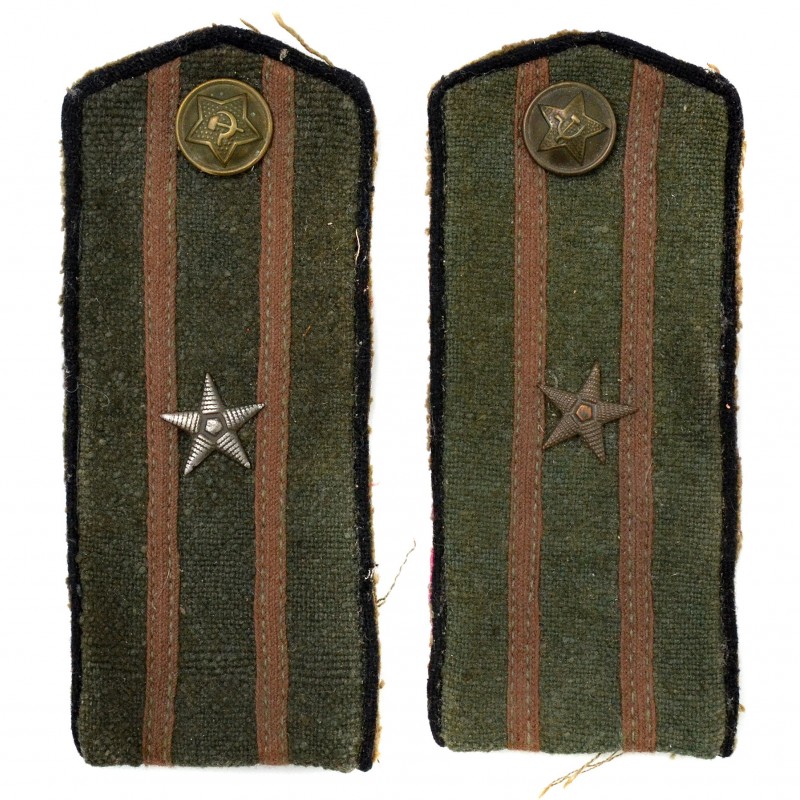 Major's shoulder straps-equipment of the engineering troops of the 1943 model