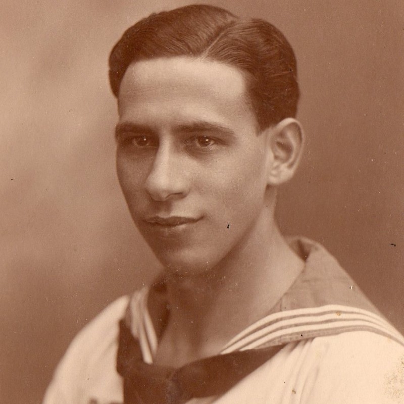 Portrait photo of a Kriegsmarine torpedo sailor