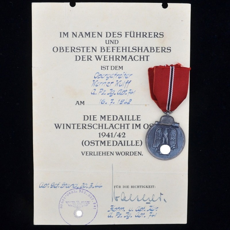 Medal for the winter campaign on the Eastern Front, the so-called "ice cream meat", with the owner's document