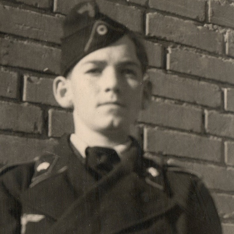 Portrait photo of a Wehrmacht tankman
