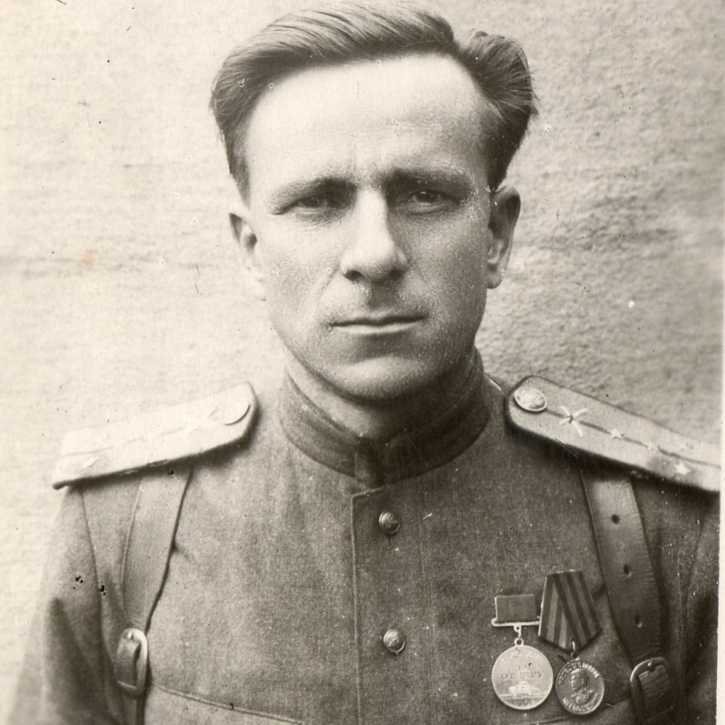 Photo of the captain of the Red Army artillery Skochia G. Ya.
