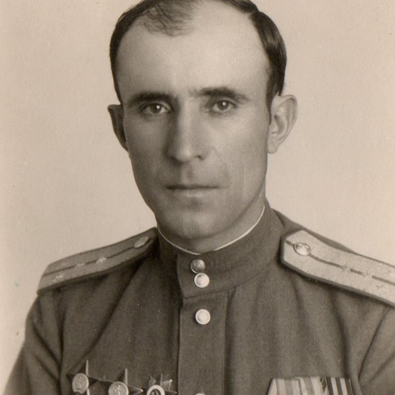 Photo of the captain of the tank troops of the KA Kravchenko A.U. with military awards