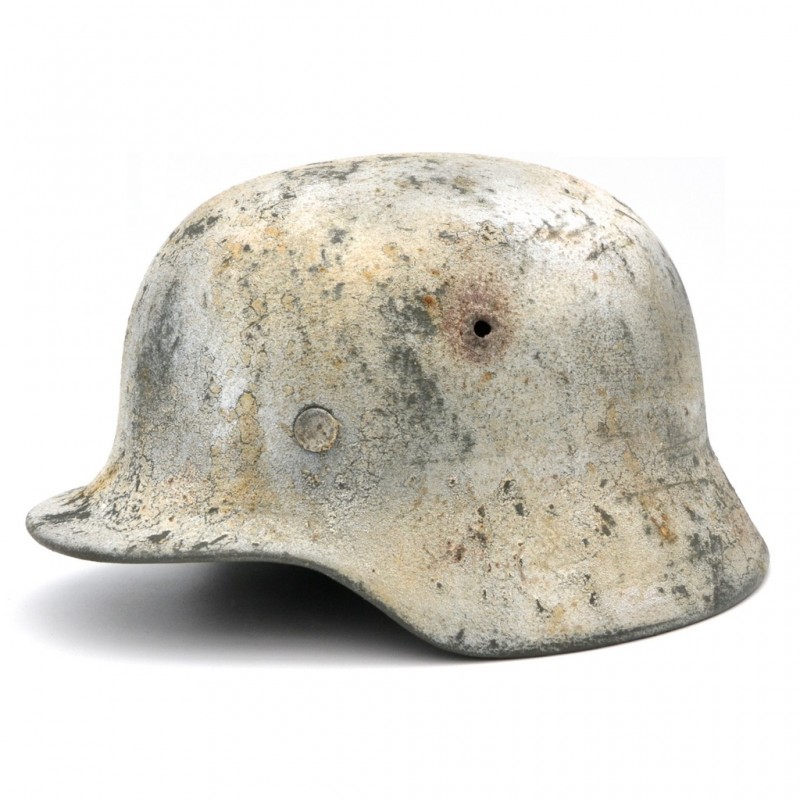 Helmet M-40 SS, with restored winter color