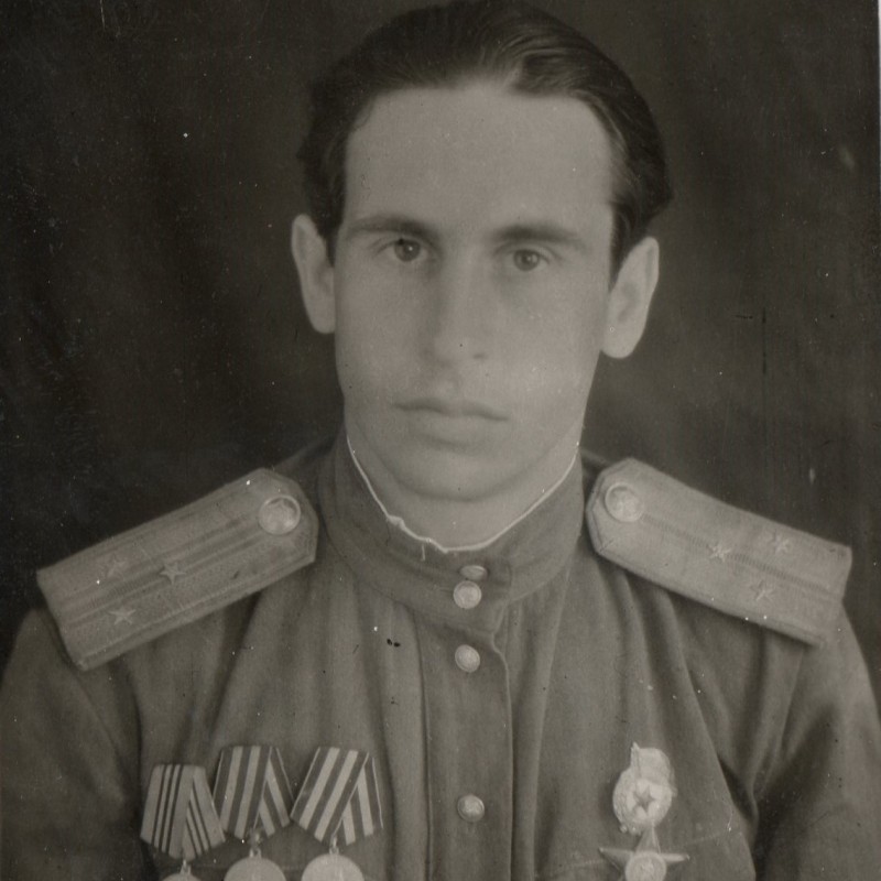 Photo of art. Lieutenant Solovyov N.I. with rare indposhivny shoulder straps