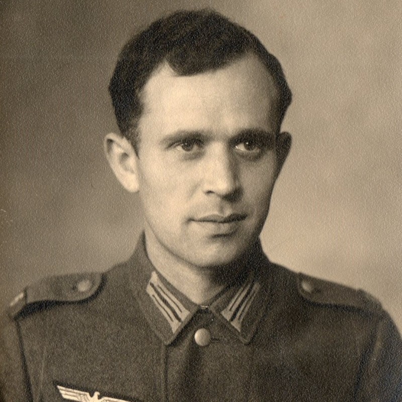 Photo of the lower rank of the Wehrmacht infantry with the SA sports badge