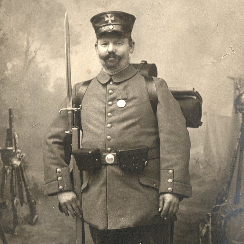Photo of a German Landwehr soldier with a Mauser rifle, model 1871 