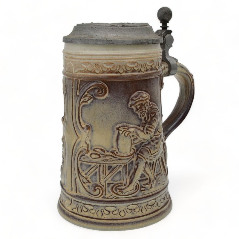 Beer mug with the plot of the pottery workshop 