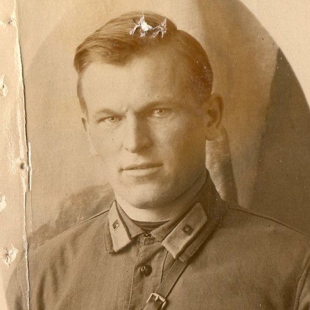 Photo of the assistant to the political instructor (?) of the Red Army Air Force Glumenko (?)