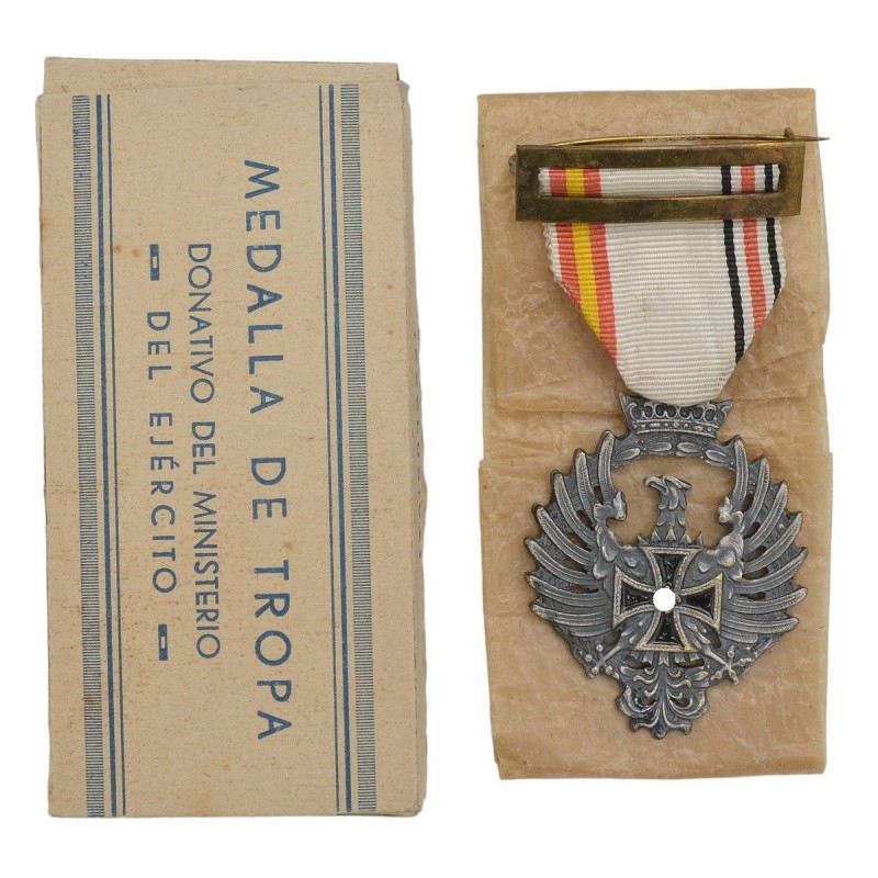Spanish medal "For the campaign in Russia 1941", in a case