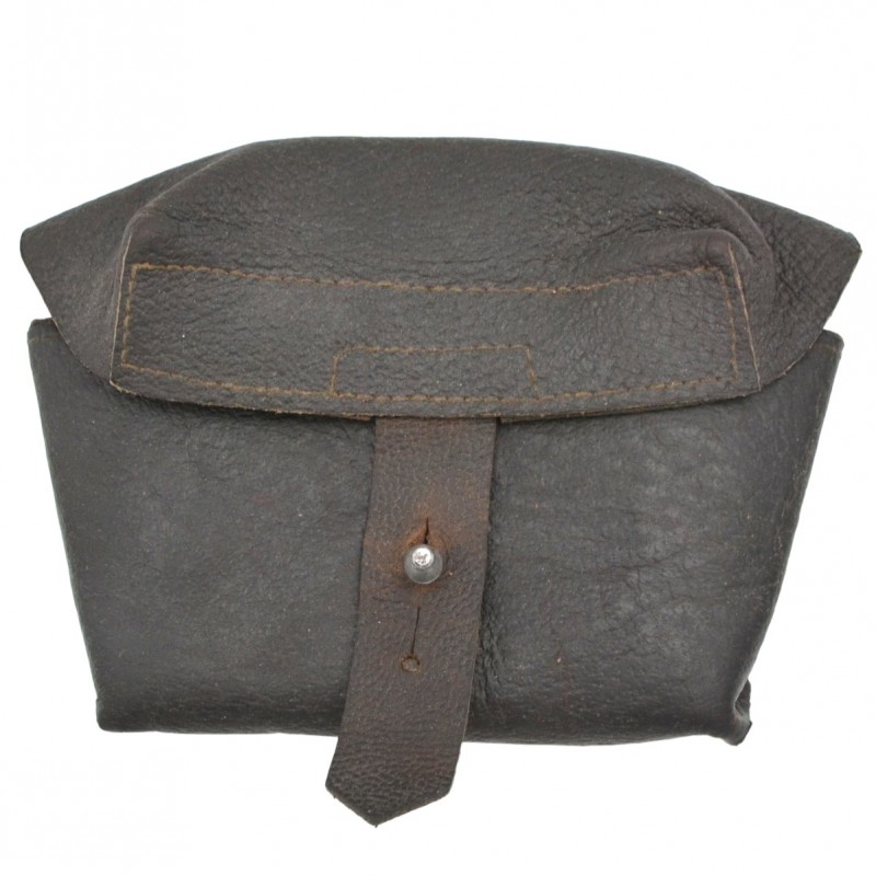 Leather pouch for self-loading ABC or SVT 38/40 rifles