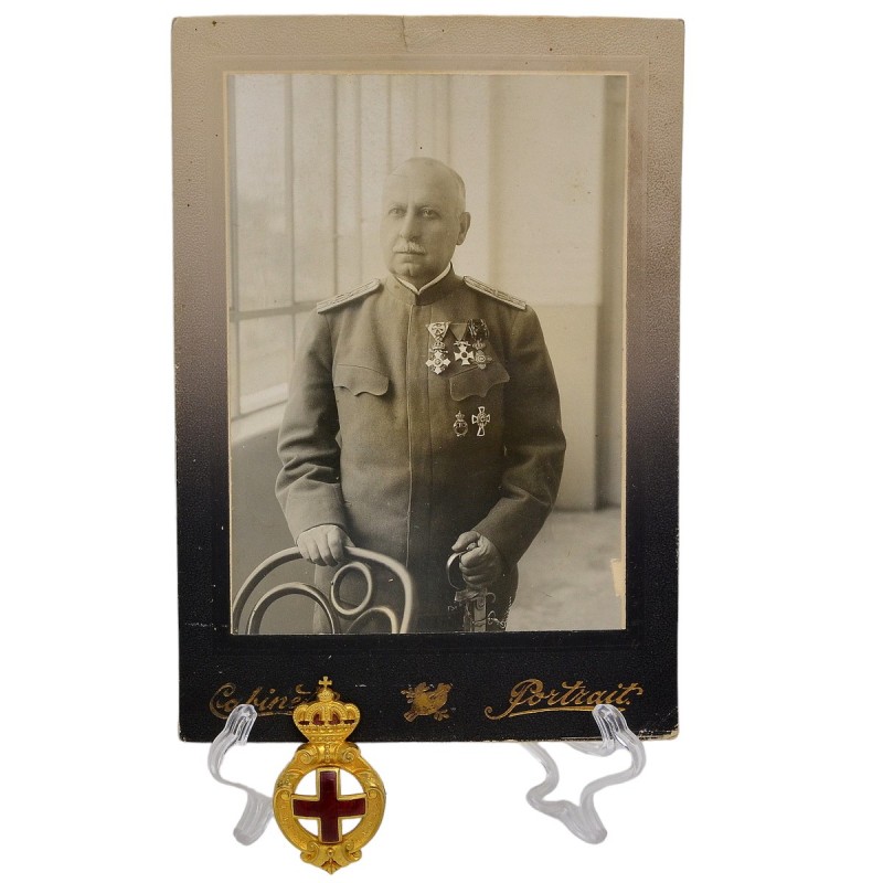 The Royal badge of merit of the Bulgarian Red Cross with a photo of the owner