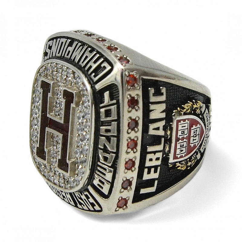The ring of the winner of the American Ivy Hockey League, owned by L. Leblanc