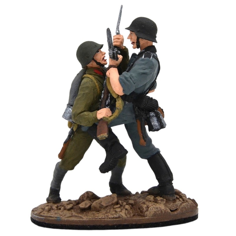 Tin sculpture "Hand-to-hand combat of a Wehrmacht soldier with a Red Army soldier"
