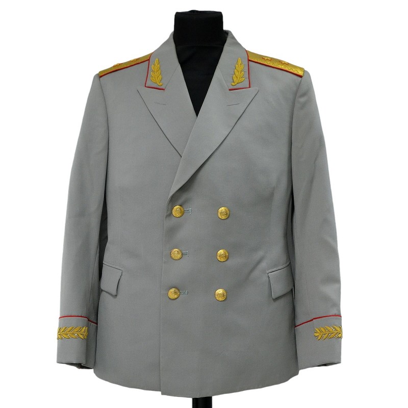 The ceremonial jacket of the Lieutenant General of the SA of the 1955 model
