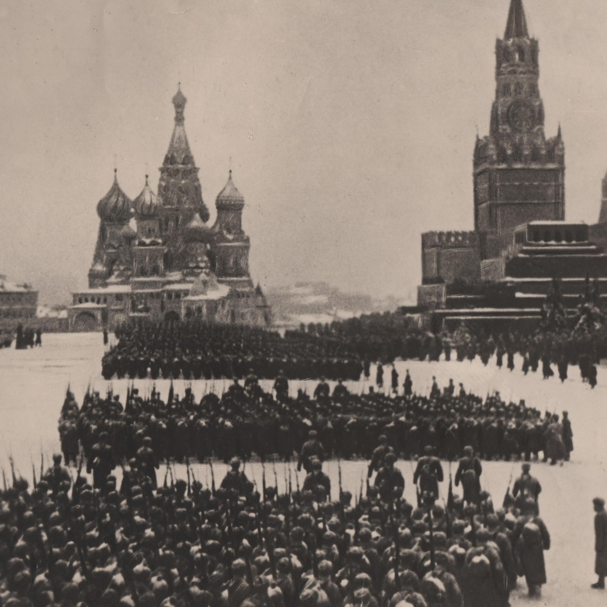 Photo of the parade on November 7, 1941 on Red Square, TASS?