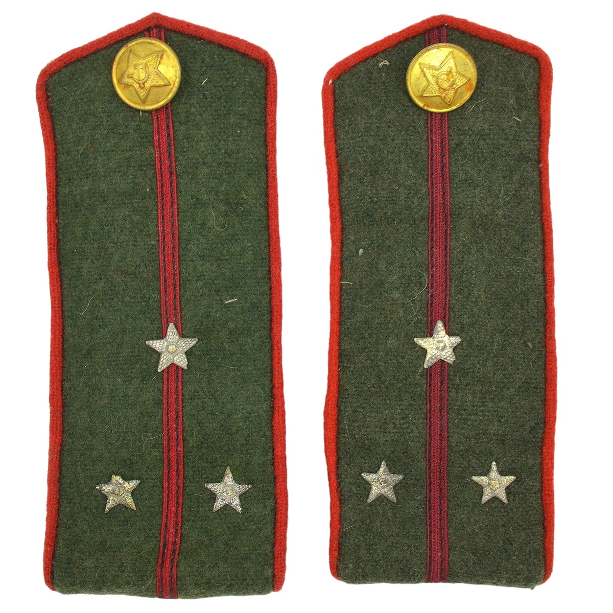 Field shoulder straps of a senior lieutenant of the ABTV or Red Army artillery of the 1943 model