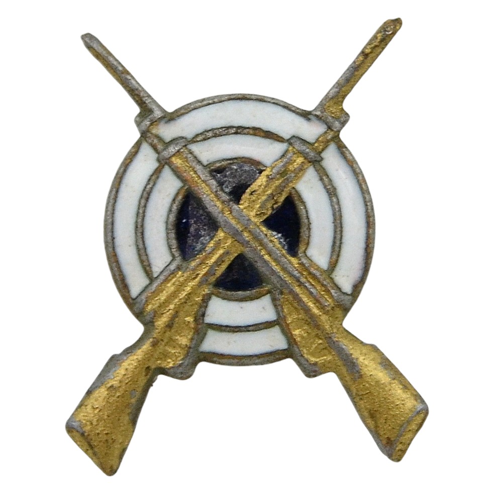 The lapel emblem (target) of the infantry of the Red Army and the NKVD border troops of the 1940 model