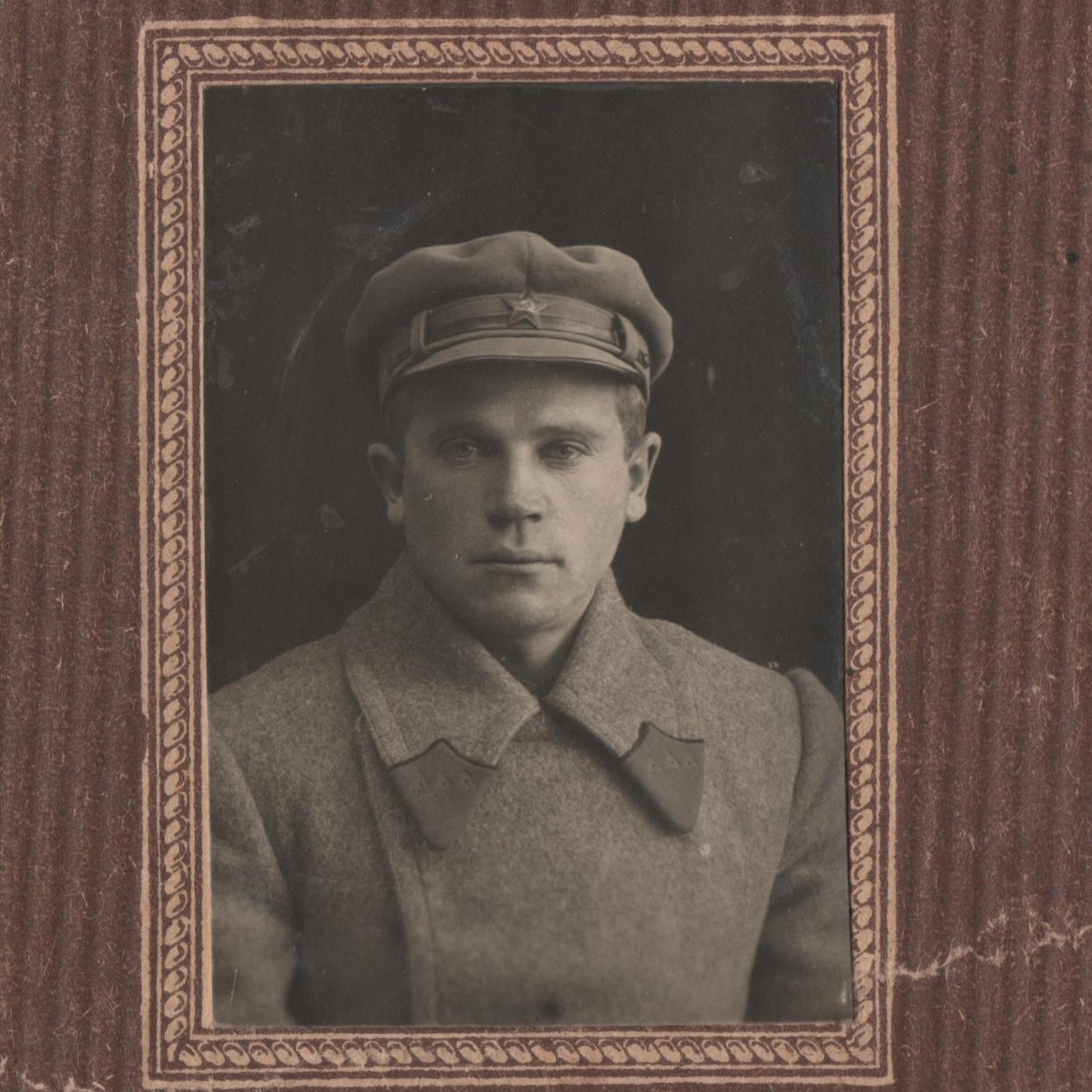 Portrait photo of platoon commander of the 5th Infantry regiment of the Red Army S. Sobolev