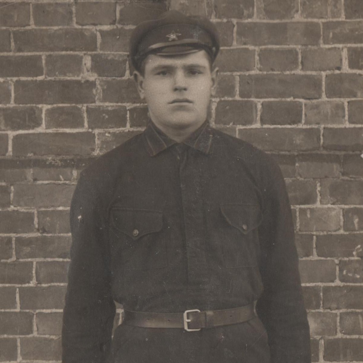 Photo of a Red Army soldier or an employee of the RKM