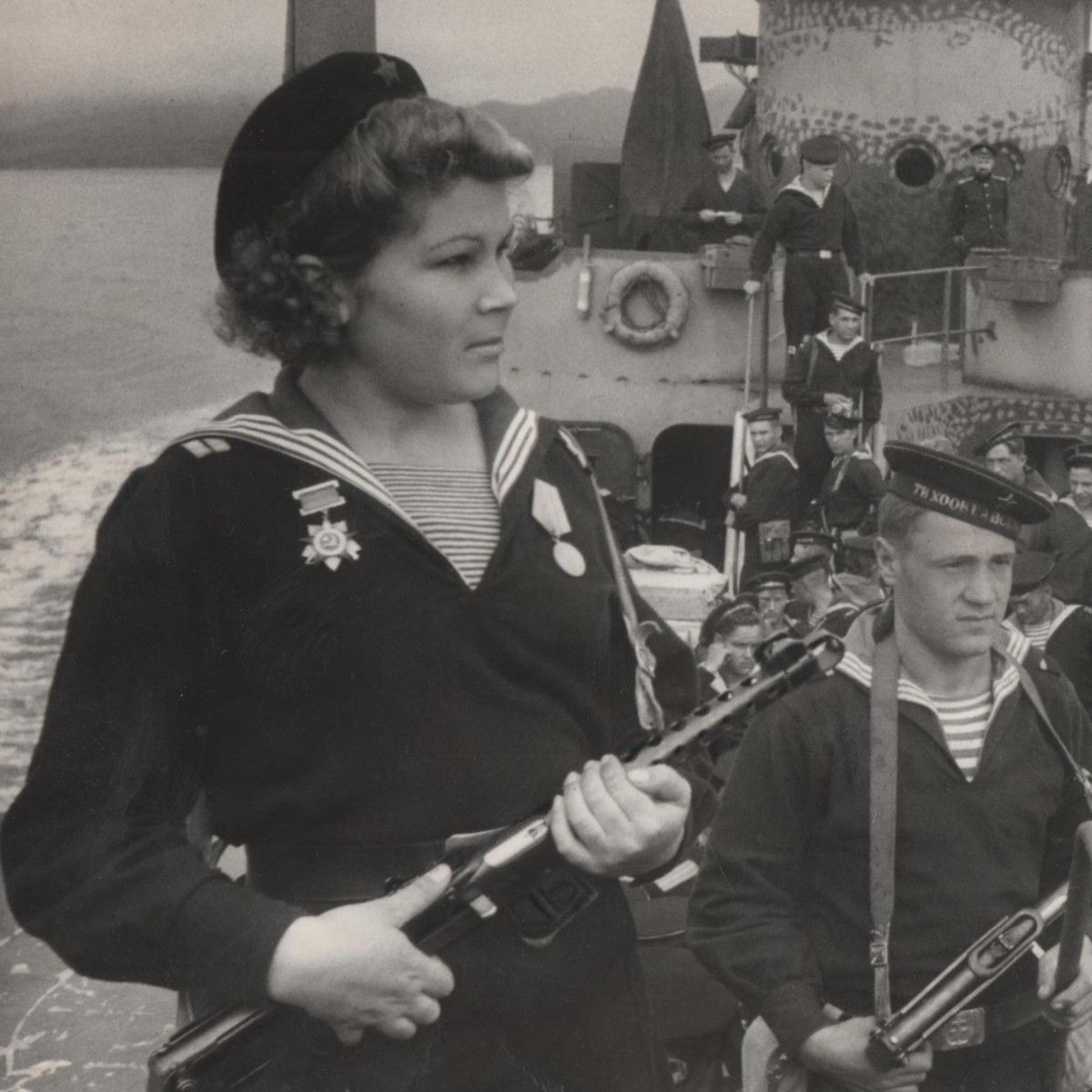 Photo of a female soldier of the Red Army, with military awards and teaching staff