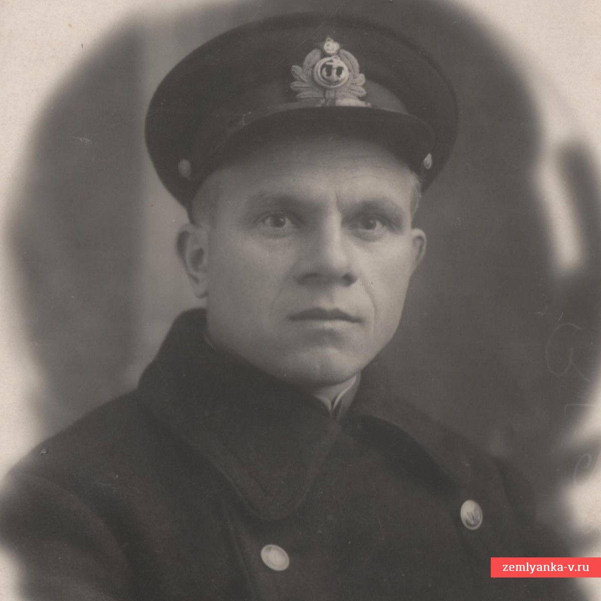Portrait photo of the commander of the Red Army, 1939