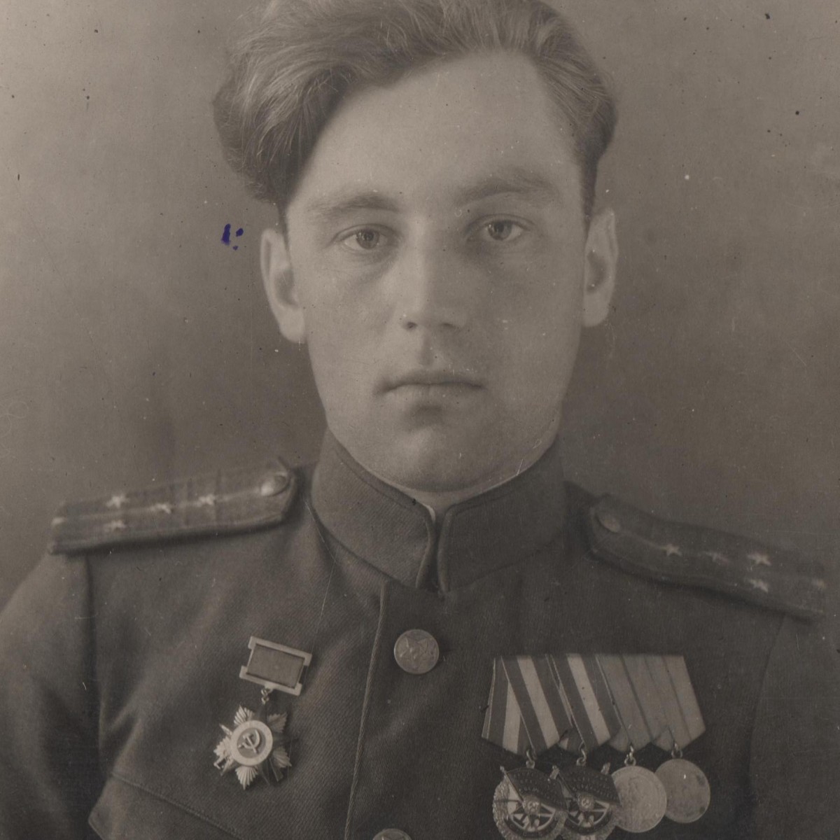 Photo of the captain of the Red Army with military awards