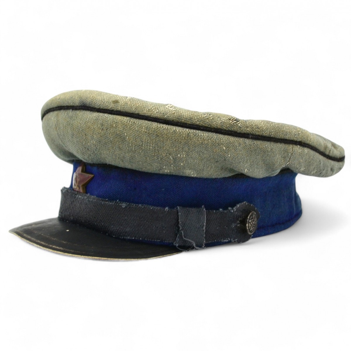 The cap of the rank and file of the Red Army cavalry of the 1935 model