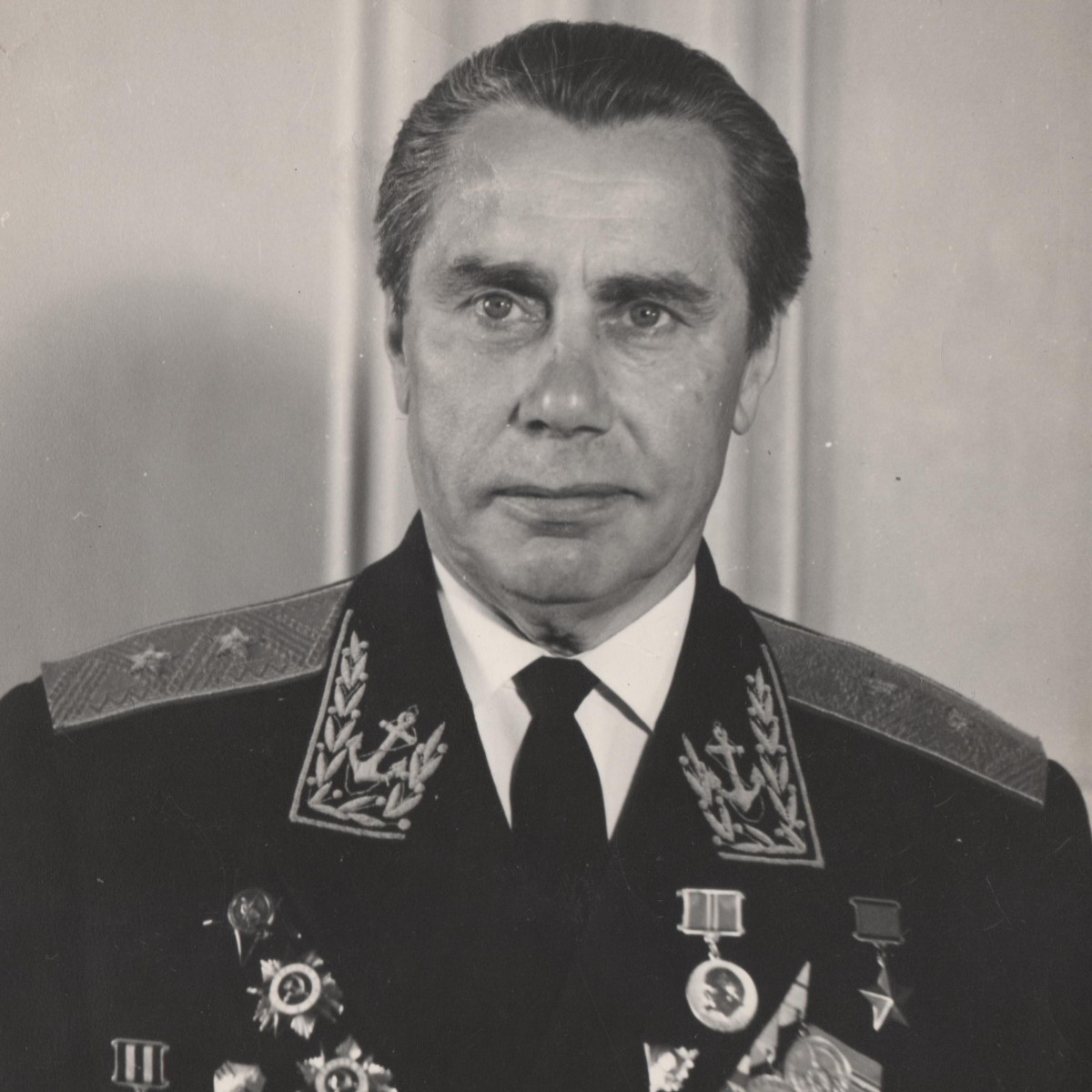 Photo of SSS Lieutenant General of the USSR Navy P.I. Khokhlov.