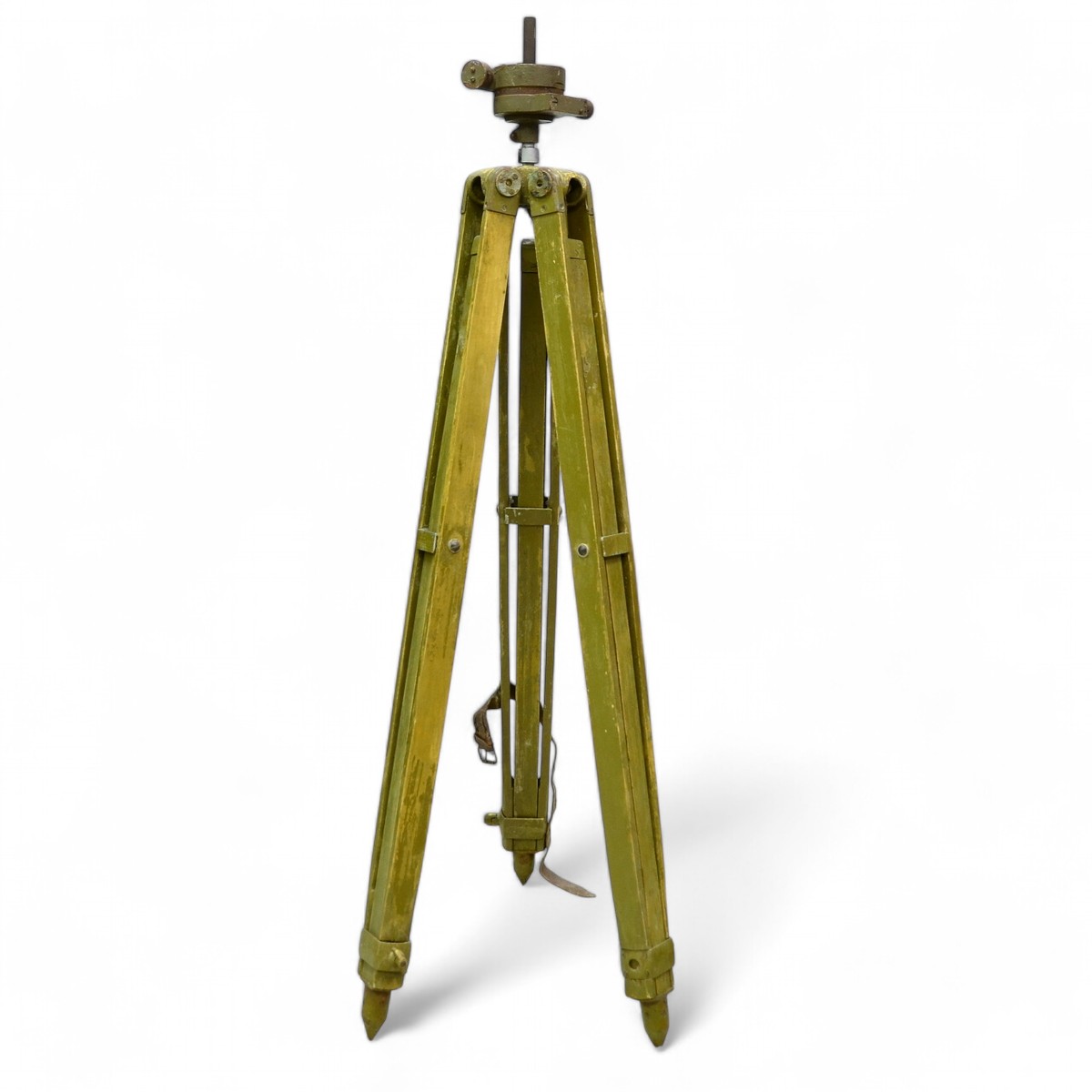 Tripod for a large artillery stereo tube of the Red Army