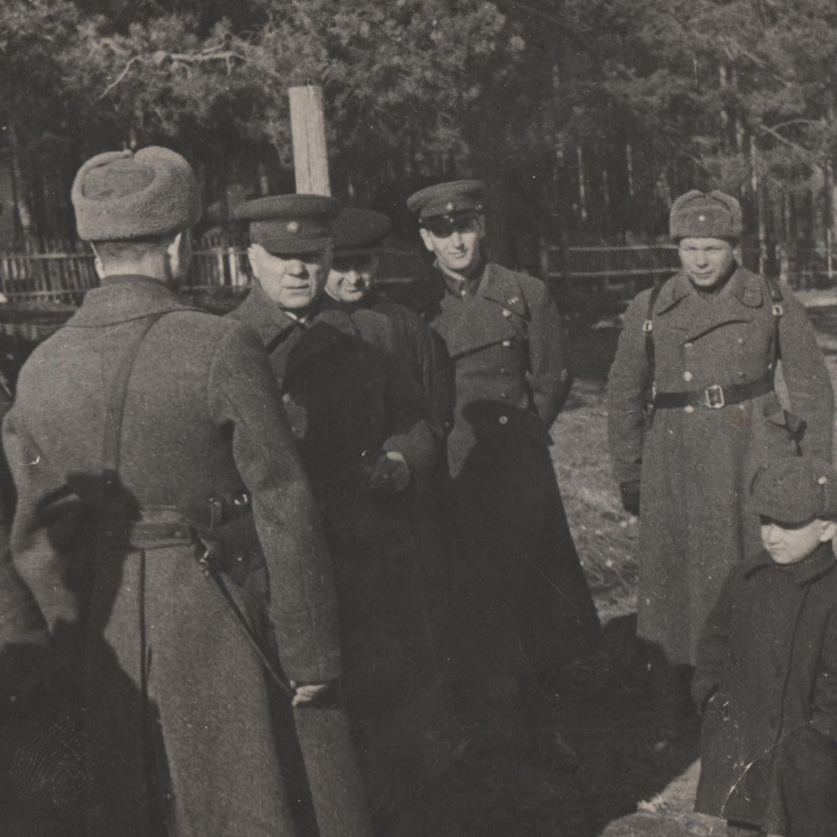 Photo of the Red Army general surrounded by senior officers 