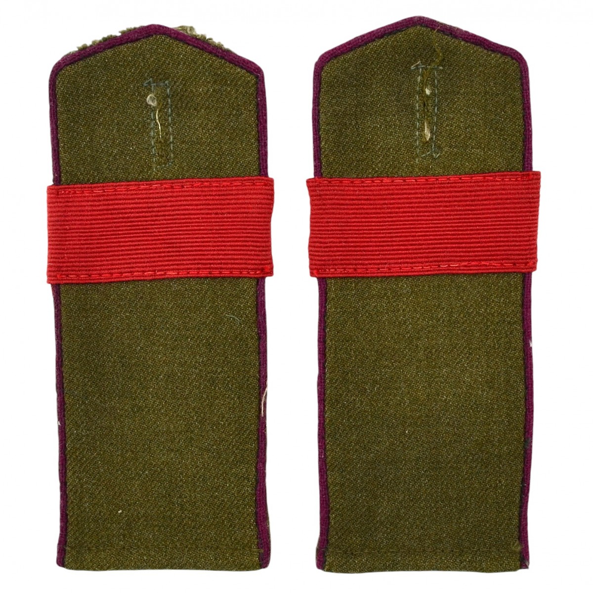 Field shoulder straps of a senior infantry sergeant of the Red Army, mod. 1943, 1945.